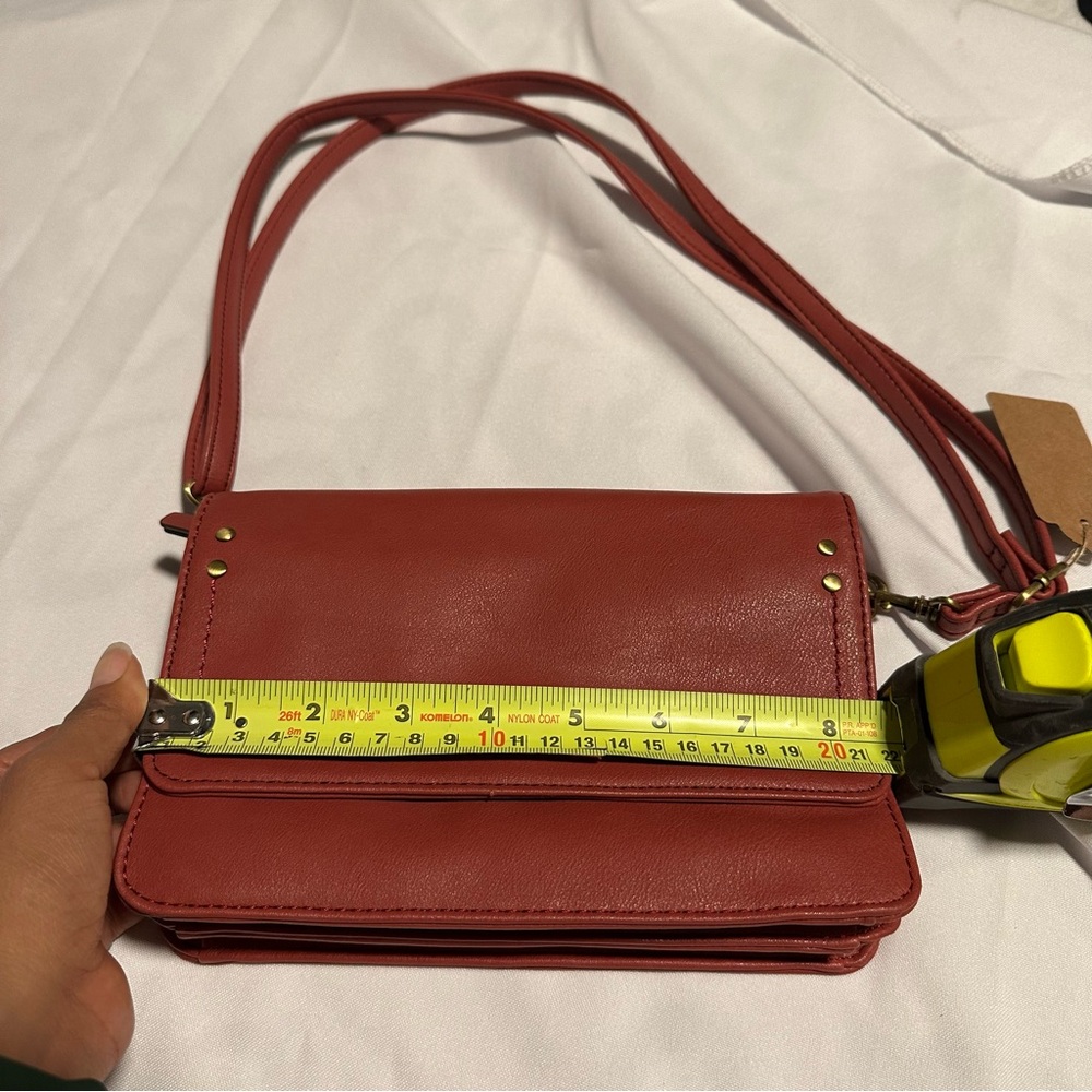 Relic by Fossil Crossbody Bag in Warm Red - Picture 5 of 16